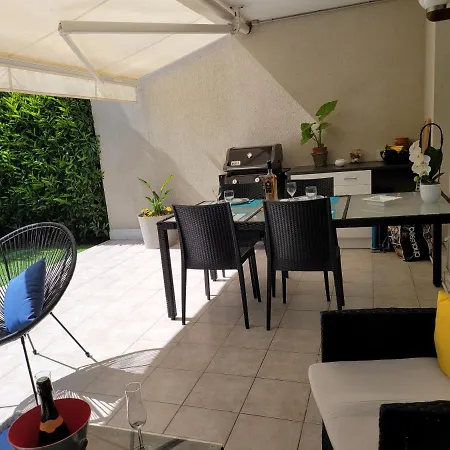 Appartement Juan Flore Studio *