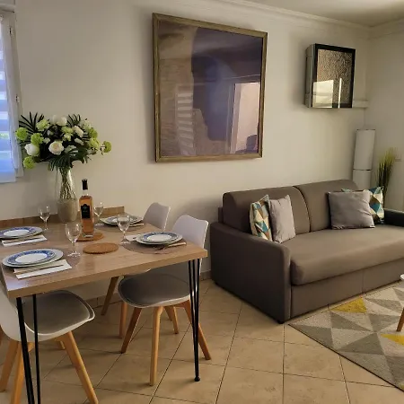 Juan Flore Studio Apartment *